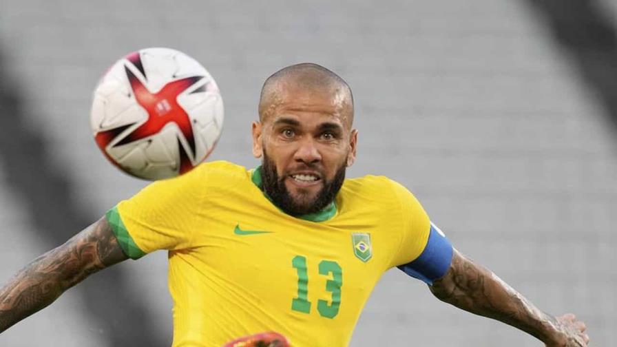 Alves testifica que tuvo sexo consentido con víctima