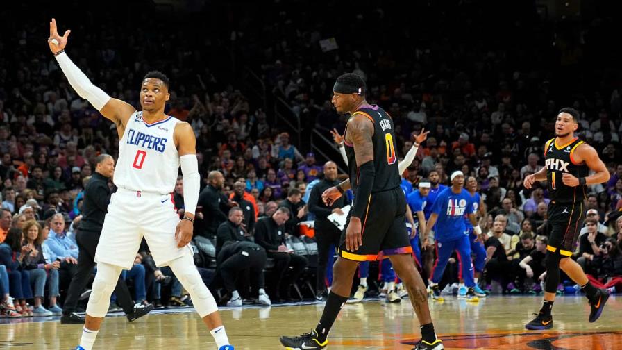 Los Clippers vencen a los Suns con 38 de Leonard