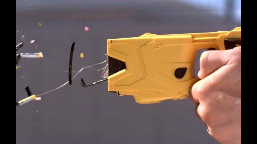 Policía de Buenos Aires usará pistolas Taser contra delito