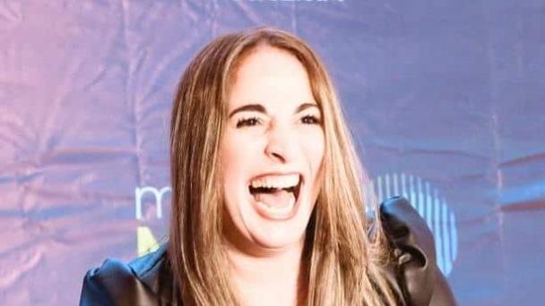 La cantante Henya es nominada a los Premios Bonches Latinos de Nueva York