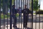 Pequeño intruso: niño logra infiltrarse a la Casa Blanca al colarse por los barrotes