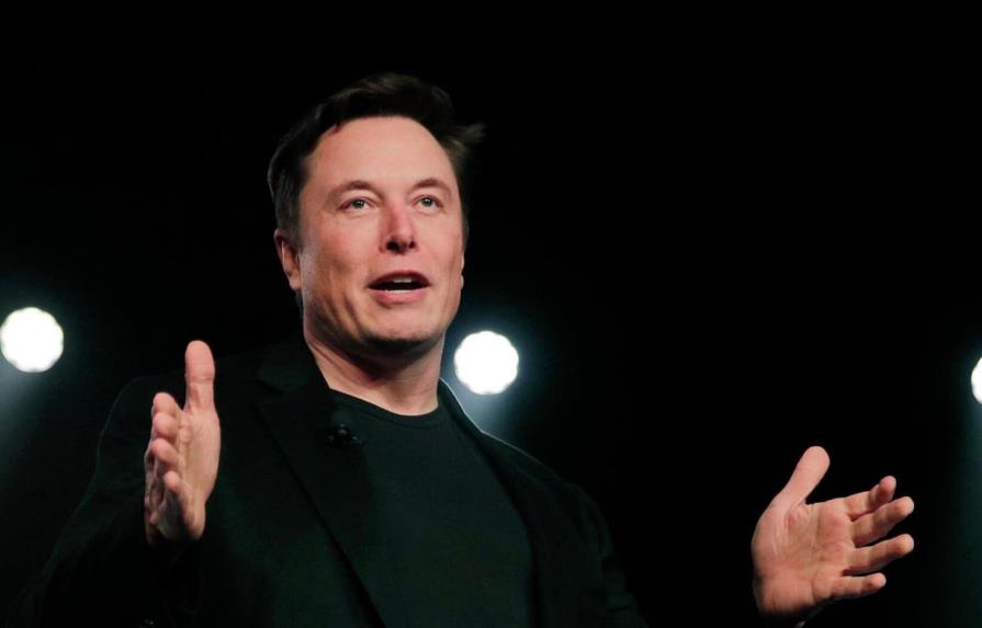 Musk anuncia que una mujer dirigirá Twitter, pero él se reserva varias funciones