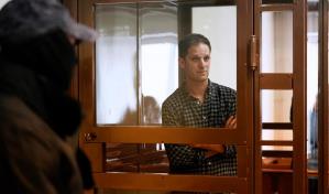 La Justicia rusa mantiene en prisión preventiva a periodista de EE.UU.