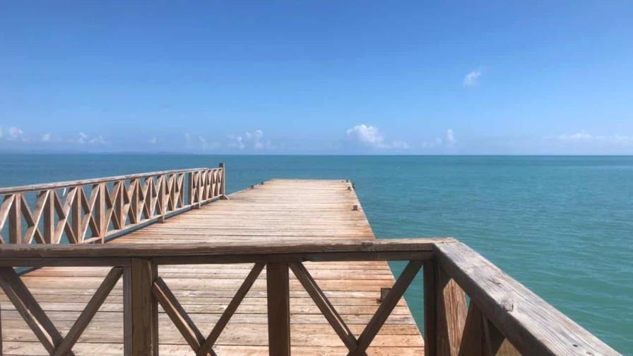 Muelle de Miches a la espera de su remozamiento tras ocho meses de su derrumbe