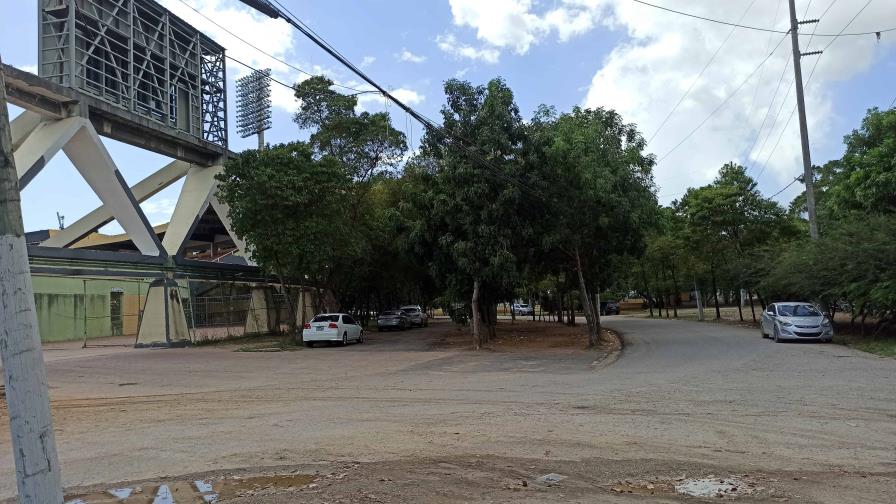 Señalan debilidades en caso de terrenos del Estadio Olímpico Félix Sánchez