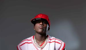 Cantante Flow 28 celebra nominación en Premios Heat 2023