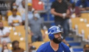 Estrellas adquieren a Nomar Mazara, del Licey, a cambio de Domingo Leyba
