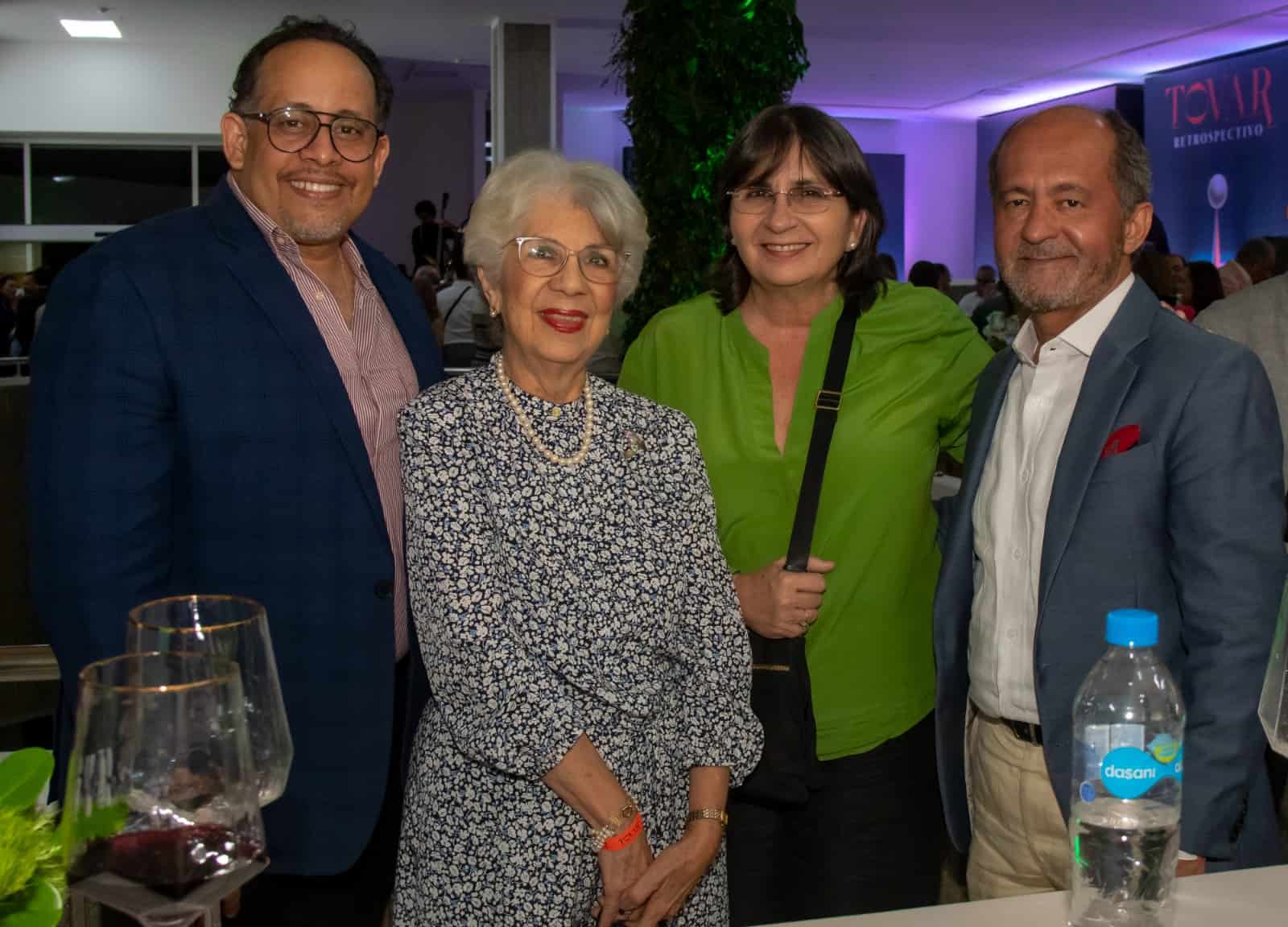 Omar Molina, Asia Azar, Inés Aizpún y Fernando Casanova.