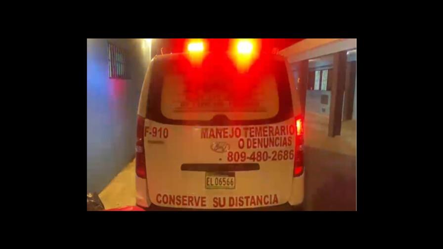 Hombre desarma y mata a uno de dos delincuentes que entraron a su vivienda a robar