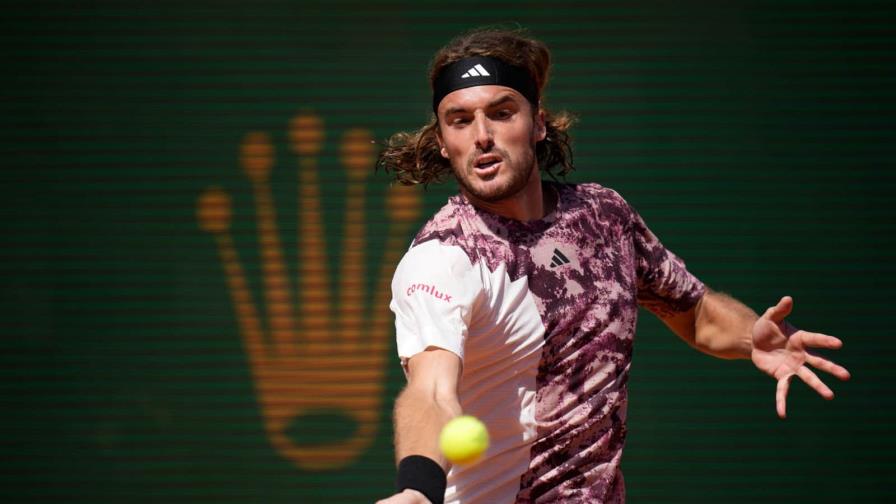 Tsitsipas debuta con victoria ante Cachín en Barcelona Tsitsipas debuta con victoria ante Cachín en Barcelona