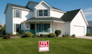 Venta de viviendas usadas en EEUU cae en marzo más de lo esperado