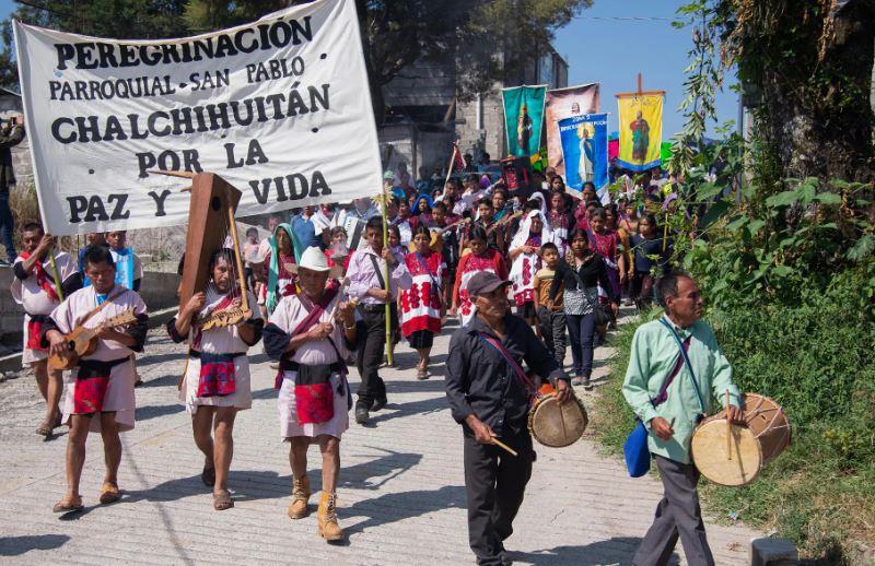 Indígenas marchan por la paz tras ola de violencia en el sureste de México