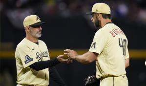 Diamondbacks designan a Bumgarner para asignaci&oacute;n, seg&uacute;n fuente