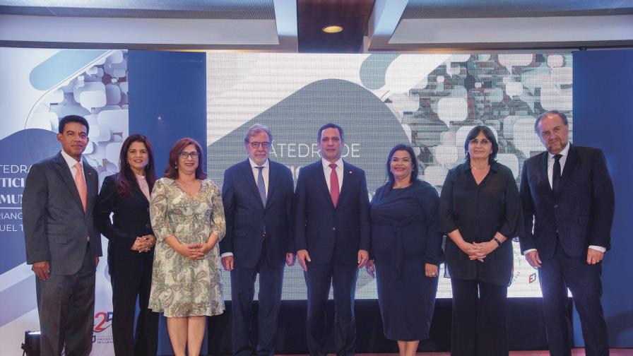 Cátedra Adriano Miguel Tejada,  acercar el rol judicial a la sociedad