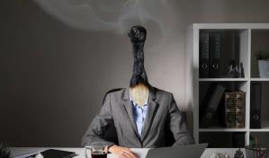 El agotamiento invisible: c&oacute;mo est&aacute; afectando el burnout a los profesionales de hoy