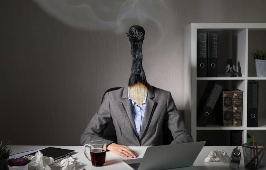 El agotamiento invisible: cómo está afectando el burnout a los profesionales de hoy