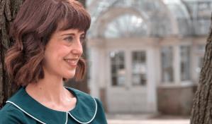El libro ayuda a contrarrestar el poder de las pantallas, dice Irene Vallejo