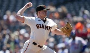 Webb frena mala racha, Gigantes vencen a Mets
