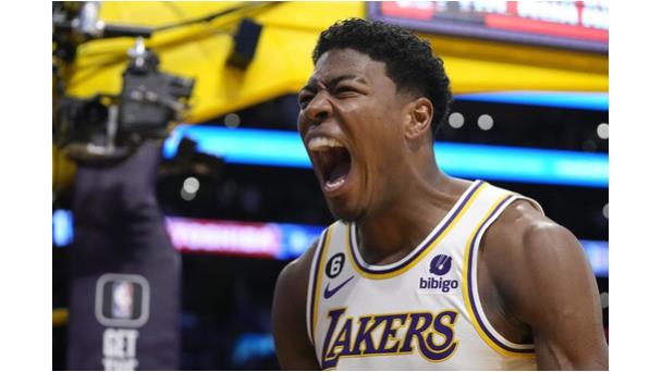 Los Lakers de LeBron se imponen a Grizzlies y se ponen 2-1 en su serie