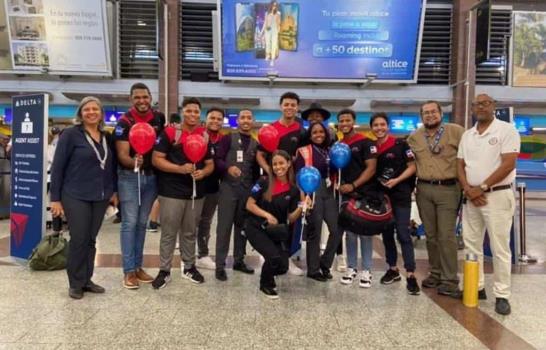 Estudiantes dominicanos ganan premios en competencia internacional de la NASA