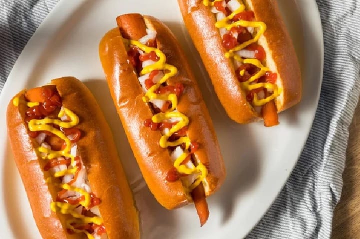 4 Recetas de Hot Dogs Dominicanos (Perros Calientes)