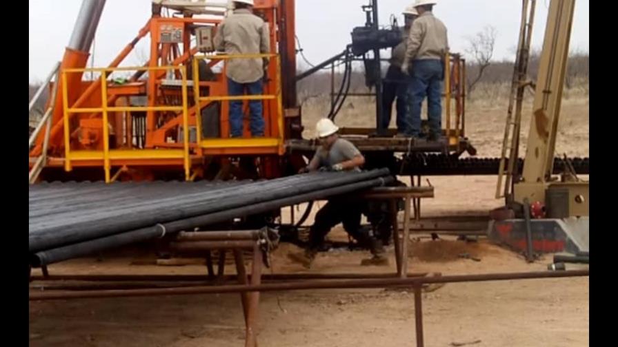 El petróleo de Texas gana un 1.1 % y cierra en 78.76 dólares el barril El petróleo de Texas gana un 1.1 % y cierra en 78.76 dólares el barril