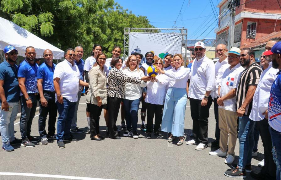 Inefi con el Barrio llegó a Santiago en el fin de semana