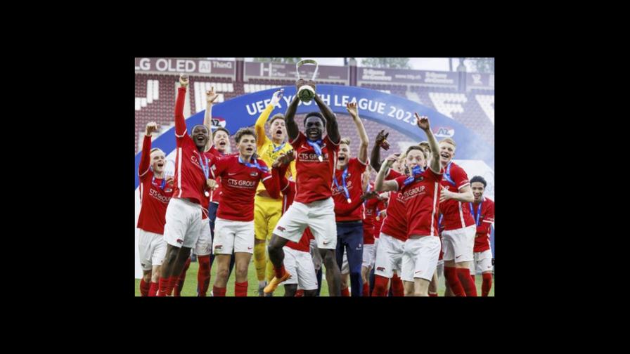 AZ Alkmaar conquista la Liga de Campeones juvenil de la UEFA AZ Alkmaar conquista la Liga de Campeones juvenil de la UEFA