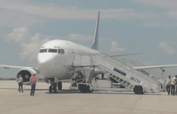 EE.UU. reanuda los vuelos de deportación de migrantes a Cuba