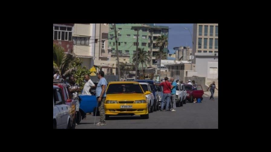 Crisis de combustible obliga a Cuba a modificar su desfile del 1 de mayo Crisis de combustible obliga a Cuba a modificar su desfile del 1 de mayo