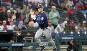 Teoscar Hernández conecta cuadrangular en la victoria de Marineros