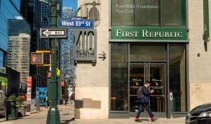 First Republic Bank estudia la venta de nuevas acciones a otros bancos