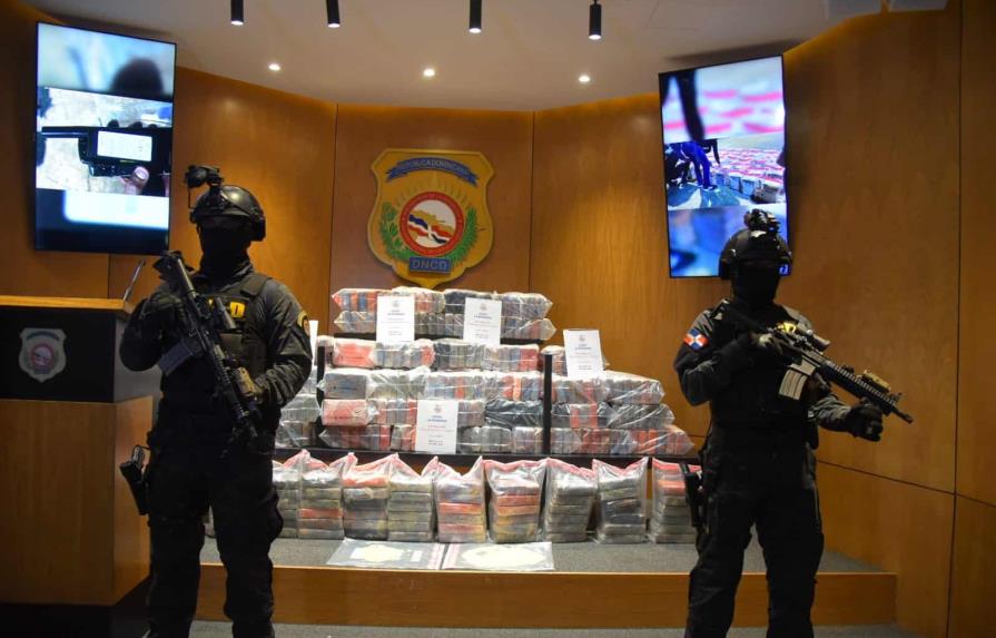 Decomisan 324 paquetes de cocaína en La Romana; investigan si guardan relación con decomiso de ayer