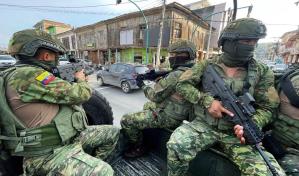 Ecuador declara terroristas a grupos criminales por amenazar al Estado