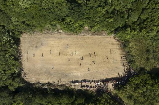 Indígenas brasileñas sueñan con participar en Mundial de fútbol