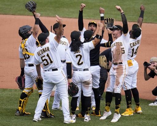 Keller poncha a 10, Piratas derrotan a Dodgers