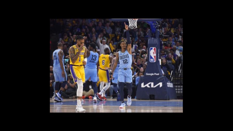 Los Grizzlies evitan eliminación al vencer a Lakers y ponen la serie 3-2