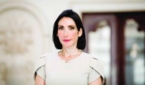 Primera dama expresa condolencias a Abel Martínez por muerte de su madre 