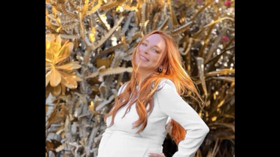 ¡Radiante! Lindsay Lohan presume su embarazo a los 36 años