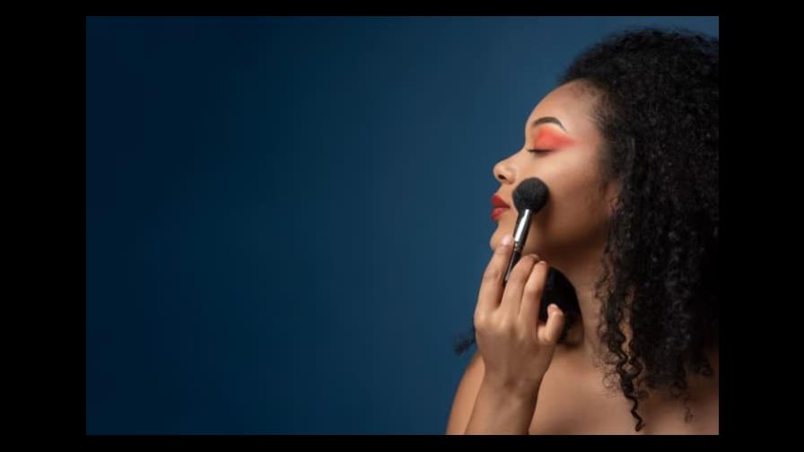 Sigue estos consejos para aplicar maquillaje como una profesional