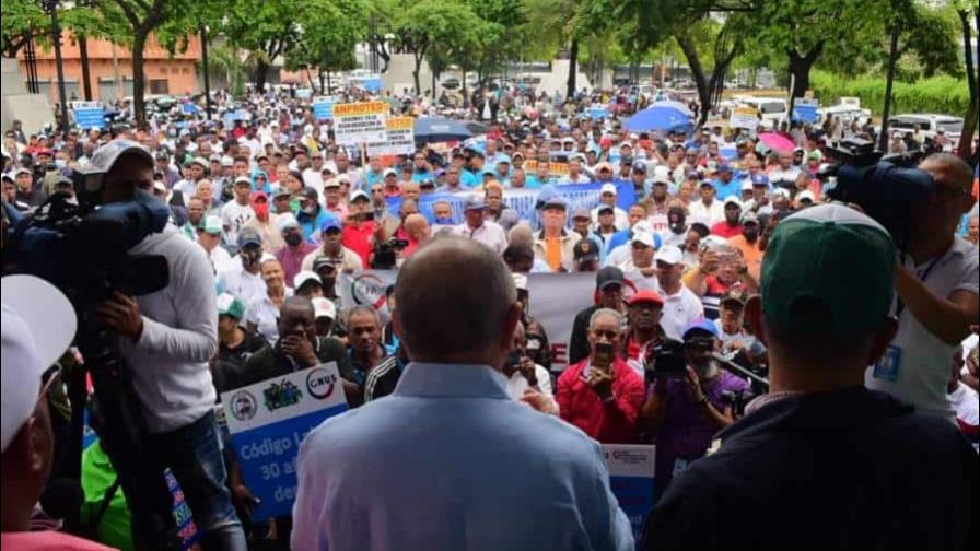 Pocos actos en el país por ser hoy el Día Internacional de los Trabajadores Pocos actos en el país por ser hoy el Día Internacional de los Trabajadores