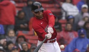 Medias Rojas vencen a Guardianes en día de frío y lluvia