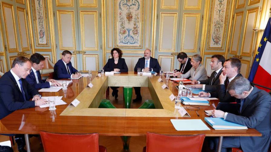 Los sindicatos irán a discutir con el Gobierno Macron pero con condiciones Los sindicatos irán a discutir con el Gobierno Macron pero con condiciones