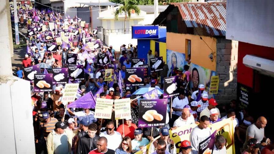 El PLD marcha en Moca contra alto costo de la vida y la inseguridad