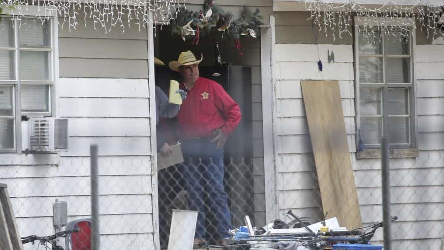 Cero pistas en búsqueda de sospechoso que mató a cinco en Texas