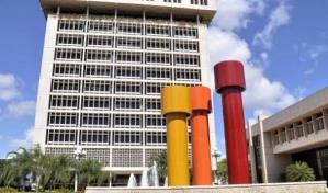 Aprobarían en "próximos meses" norma para convertir asociaciones en bancos