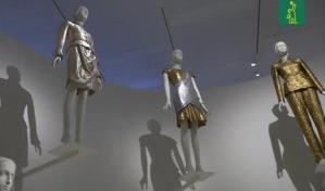 El Met reúne el legado de Lagerfeld, diseñador erudito y empresario de moda