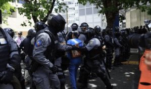 Tres detenidos en manifestaci&oacute;n por el D&iacute;a del Trabajador en Puerto Rico