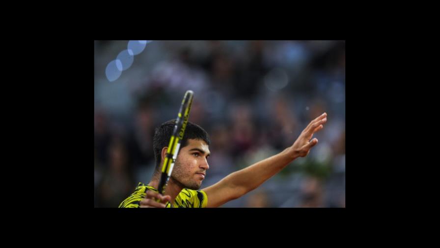 Alcaraz y Swiatek avanzan sin sobresaltos en el Abierto de Madrid