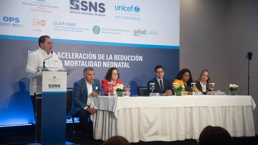 Autoridades de Salud presentan plan para reducir la mortalidad neonatal